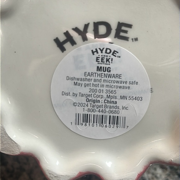 Skeleton Themed Black and White Mug - Picture 2 of 4